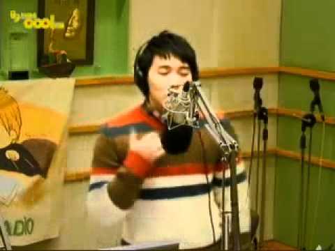 120118 Sukira - Sungmin singing 그대 내 품에 (You in my arms)