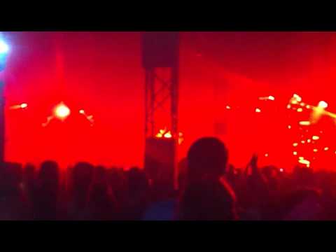 Knife Party playing Dyro - Leprechauns And Unicorns @ Extrema