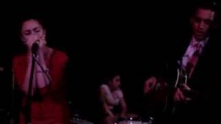 Kitty, Daisy & Lewis - Mean Son of a Gun