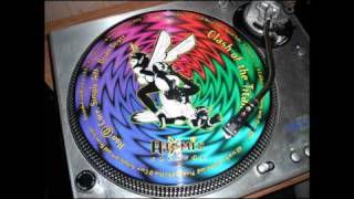 Clash Of The Titans - Playing With The Trigger (X-Calibur Dub)