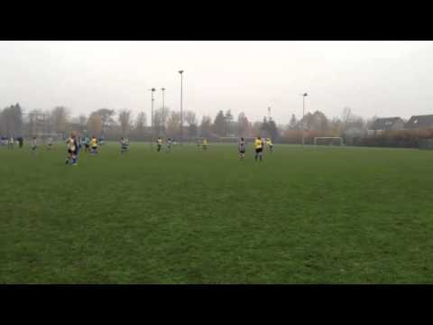 VV Dongen MB1 - VV Oosterhout MB1 op 17-11-2012