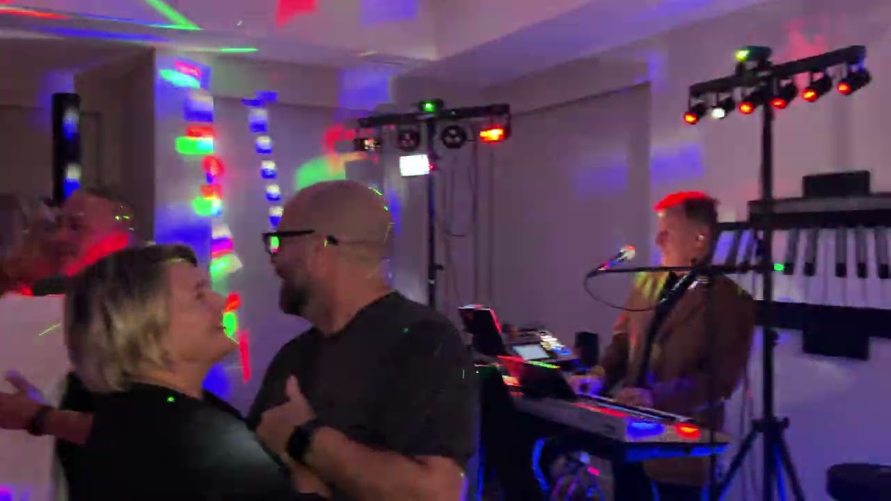 Promotional video thumbnail 3 for Decibel Music