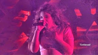 LORDE / &quot;Biting Down&quot; (Live) / Milwaukee / September 26th, 2014