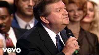 Bill &amp; Gloria Gaither - Precious Memories [Live] ft. Jim Hill