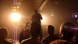lord finesse live in batofar Paris France 2014- flip da style !!