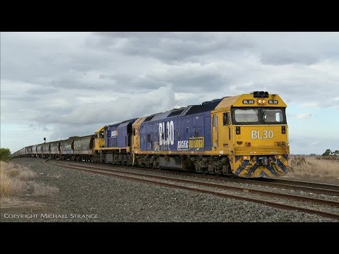 Pacific National 7731V Grain Train - PoathTV Australian Railways