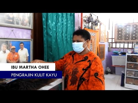 Perajin Kulit Kayu Dukung PON Papua