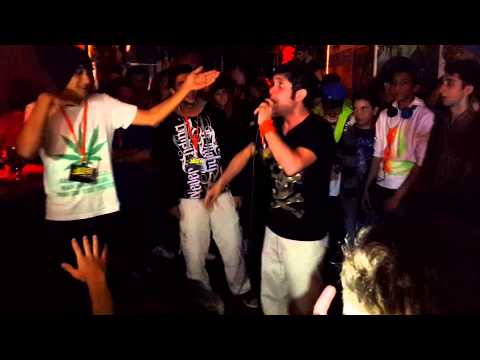YakupHan- Freestyle 6 Ekim 2013 Taksim / Video Eksik ÖzürDilerim...