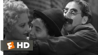 Horse Feathers (7/9) Movie CLIP - Three&#39;s a Crowd (1932) HD