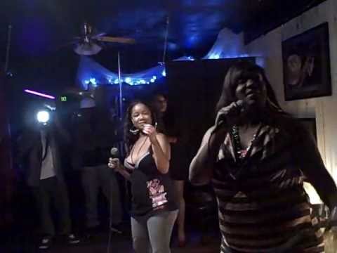 STATION KMX  DIAMOND  MO P   CHECK PLEASE