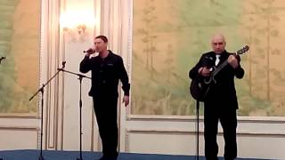 Клуб бардовской песни Серебряные струны. Девушка с контрабасом