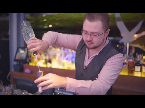 How to make: Pisco Sour | Above Eleven Bangkok