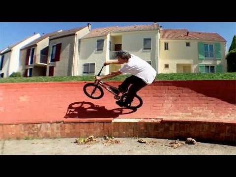 SOSH Urban Motion | SIMONE x MAYOL