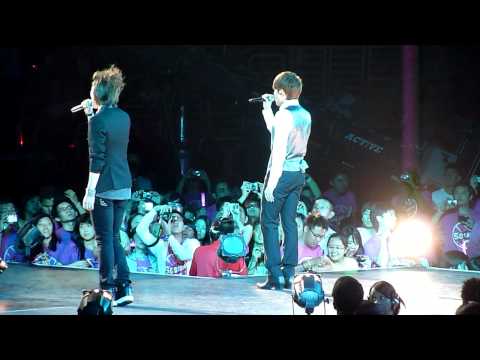 [FANCAM] 100904 SMTown LA Ryeowook (SJ) & Onew (SHINee)