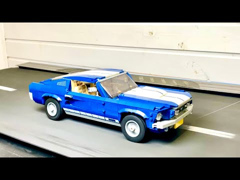 Ford Mustang Fastback Drag Race. Lego Technic Speed Test