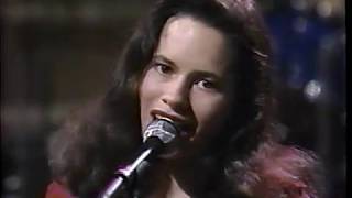 10,000 Maniacs   Trouble Me David Letterman 1989