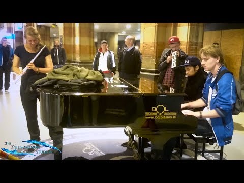 ''Piano Duet Improvisation''  - Jamsession #2 |  Amsterdam Centraal Station
