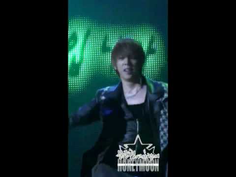 [Fancam]100220 Ze:A Junyoung - Love Coach