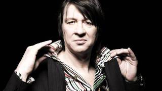 YUGOPOLIS &amp; Maciej Maleńczuk- "Ona to zna, Ona to wie"