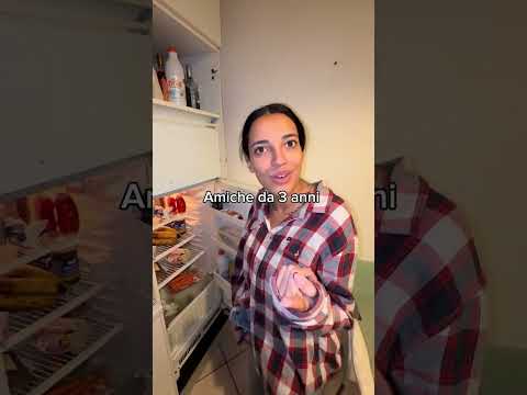 Mandalo alla tua amica che non si ricorda mai un c4z0 🥴 #miglioreamica #comedyitalia #amiciziavera