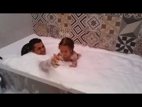 como fazer muita espuma na banheira