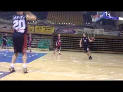 KK Świecie vs Domino