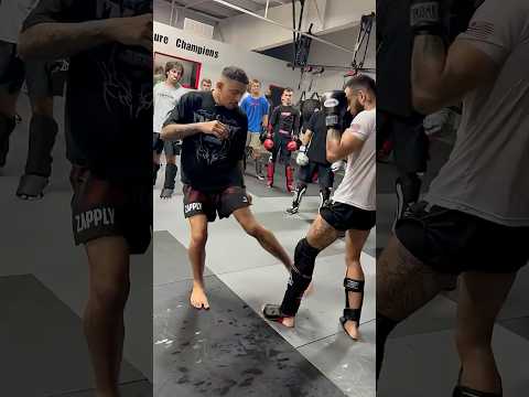 Carlos Prates’ Feint → Jab → Calf Kick Setup 🔥