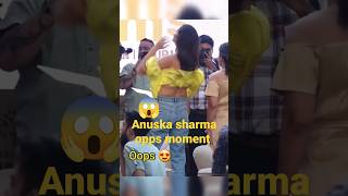 Download lagu Anushka Sharma opps moment 😲😱!! Bollywood actress opps moment!! #anushkasharma #bollywood #shorts mp3 Download lagu Anushka Sharma opps moment 😲😱!! Bollywood actress opps moment!! #anushkasharma #bollywood #shorts mp3