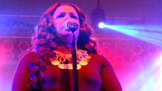 Syleena Johnson performing "Perfectly Worthless" Live at FSO