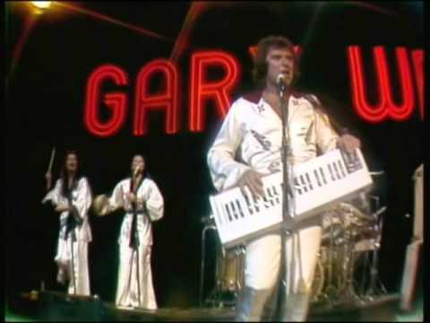 Gary Wright Love is Alive 1976