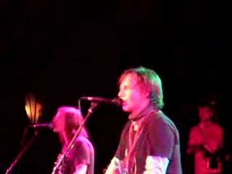 Mumiy Troll in Los Angeles