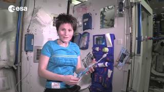 Space kaarten, Join ESA astronaut Samantha Cristoforetti as she..