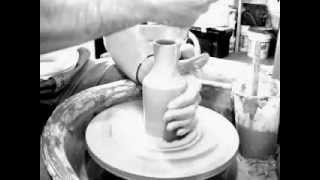 preview picture of video 'Pottery- Scratch decorated thrown bottle.'