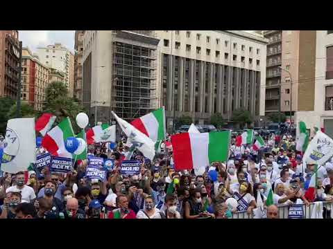 SALVINI ARRIVA A NAPOLI IN PIAZZA MATTEOTTI