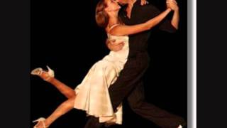 A MEDIA LUZ JULIO IGLESIAS