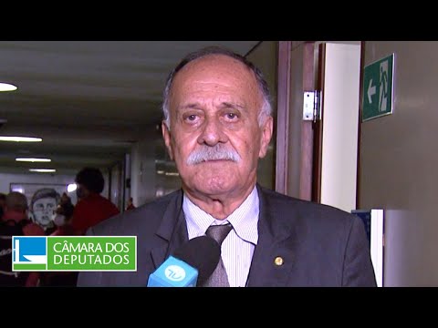 Dep. Paulo Ramos - Deputados regulamentam profissão de musicoterapeuta