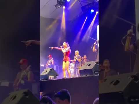 A Travestis - Tieta (Ao Vivo no Largo da Tieta)