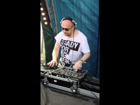 Ronny K. vs Samuel Barber - Adagio For Strings Luminosity Beach Festival 2012 Zandvoort