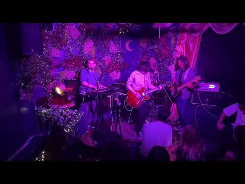 'Lay Inside' live at The Folklore Rooms (Brighton).