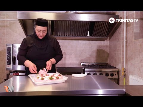 Prăjitură cu biscuiți și căpșuni, rețeta de vară || Rețete mănăstirești