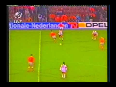 1992 (October 14) Holland 2-Poland 2 (World Cup Qualifier).avi