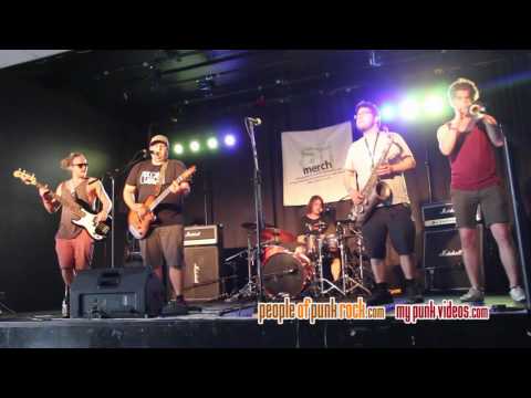 TOY GUN CRIMINALS - Blow It Up @ Rockaganza - Drummondville QC - 2016-07-23