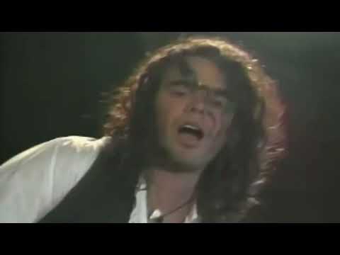 Maná - Buscándola (Official Video) [4K Remastered]