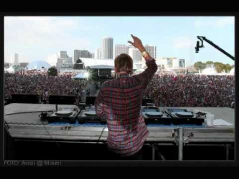 DJ PaNiCBeatzzZ - Hard Levels (2012 Re-Edit)