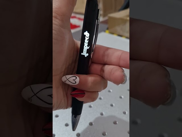Vídeo relacionado con Bolígrafos comerciales personalizados, con 10 recargas de tinta negra, 5 cajas de regalo, personalizados con su nombre o mensaje, perfectos para estudiantes, maestros y gerentes