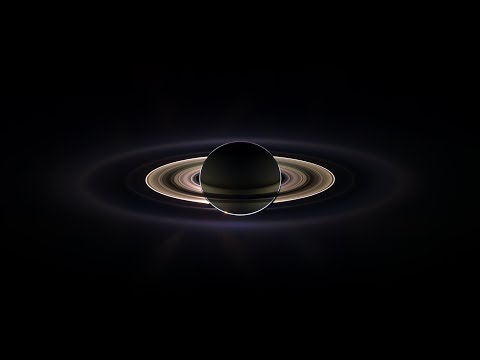 C'è spazio - Saturn and Enceladus