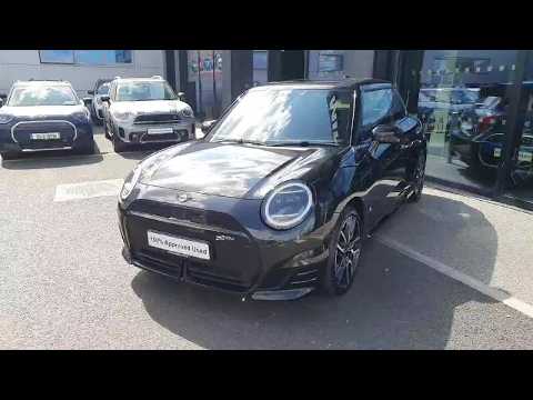 Mini Cooper Cooper SE - Image 2