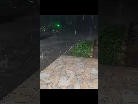 URGENTE ⚠️⛈️!!!, forte #temporal de #granizo atinge a cidade de #passasete , no #riograndedosul