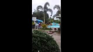 preview picture of video 'Resort sa Calasiao Pangasinan, Pool inside Verde Royale Resort'