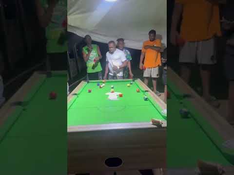 shewu Bamidele, one of Nigerias Greats doing a break to black shot